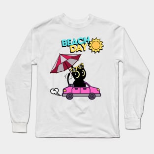 Cute black cat going to the beach Long Sleeve T-Shirt